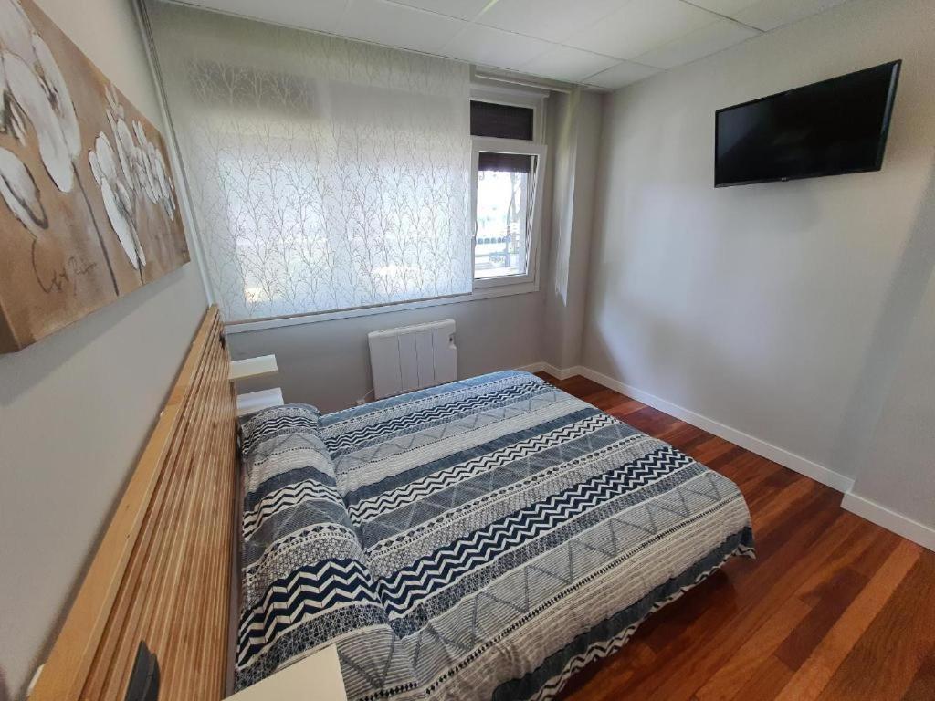 Pension Guggenheim Riverview Hbi01297 Бильбао Номер фото